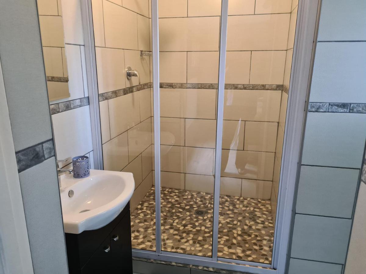 Berry Lane Guesthouse Кроунстад Екстериор снимка