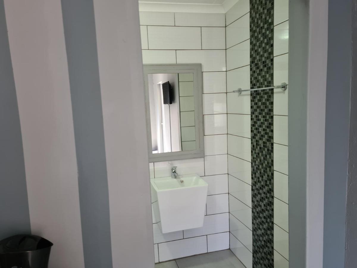 Berry Lane Guesthouse Кроунстад Екстериор снимка