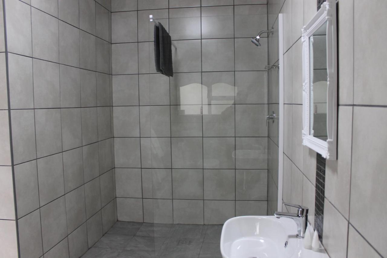Berry Lane Guesthouse Кроунстад Екстериор снимка