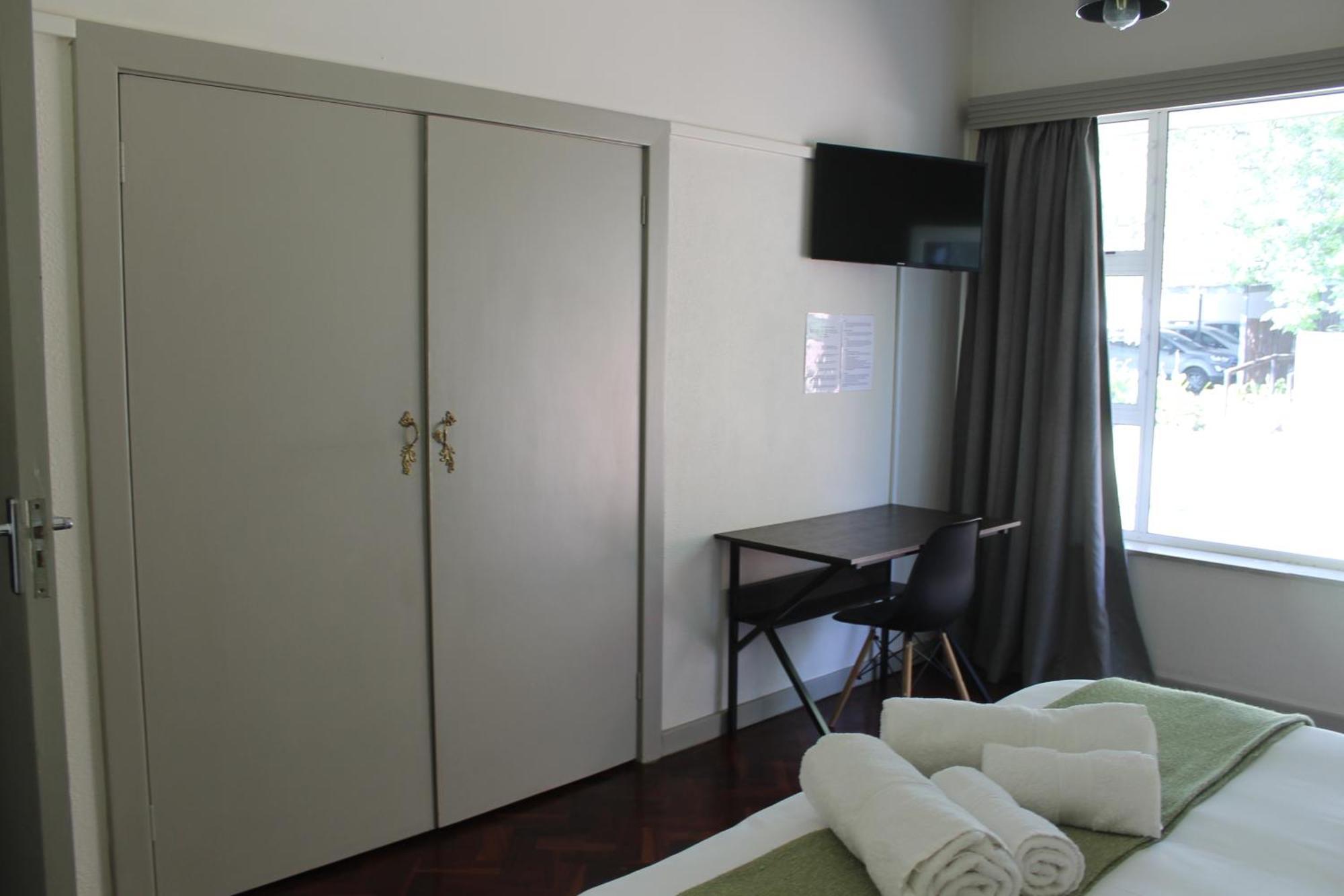 Berry Lane Guesthouse Кроунстад Екстериор снимка