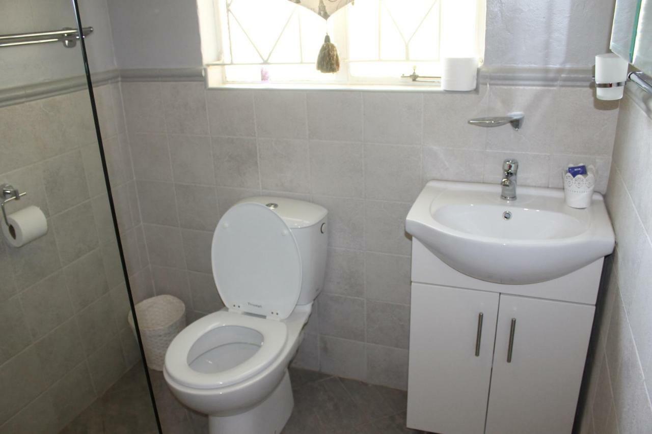 Berry Lane Guesthouse Кроунстад Екстериор снимка