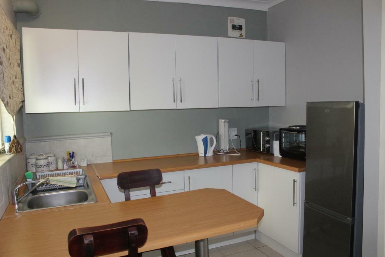 Berry Lane Guesthouse Кроунстад Екстериор снимка
